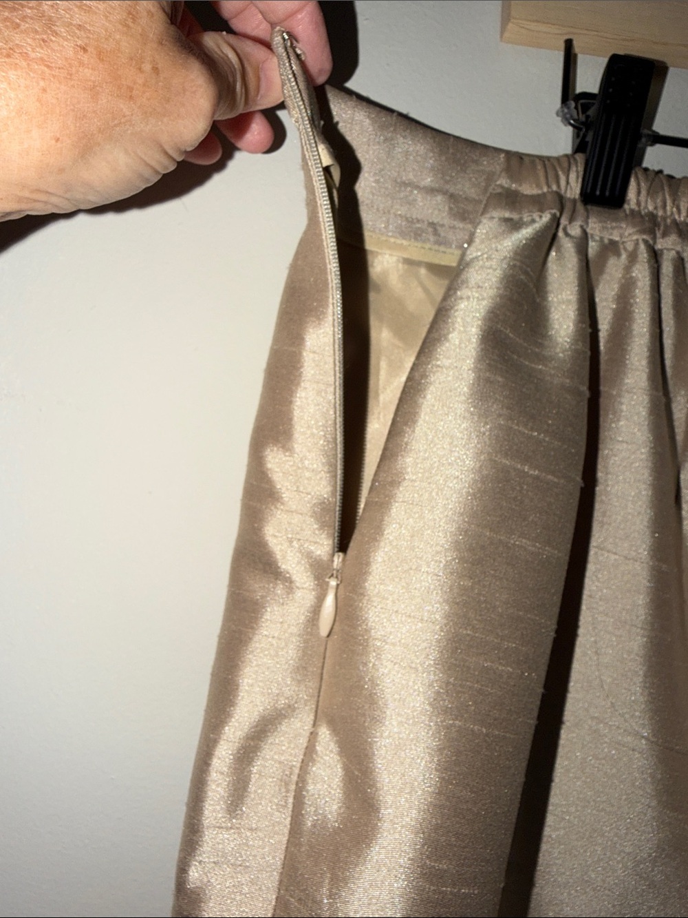 John Meyer Women's Champagne Satin Pantsuit - Tailored Jacket & Pants - Picture 9 of 11